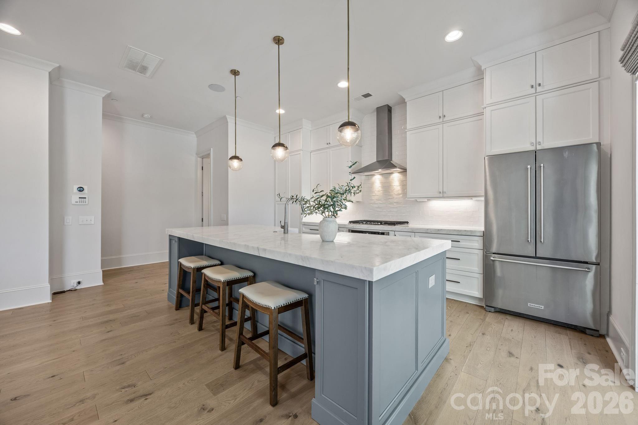 1708 Lombardy Circle D Property Photo 7