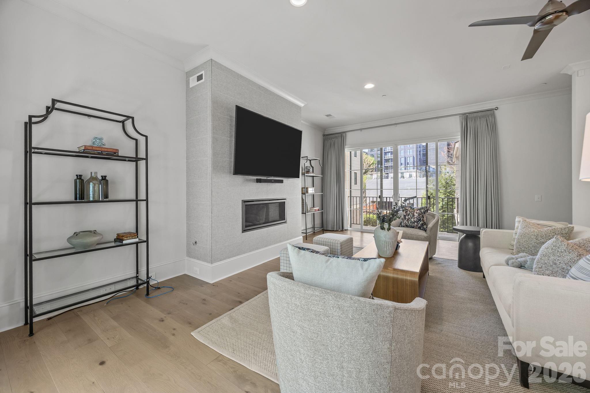 1708 Lombardy Circle D Property Photo 15