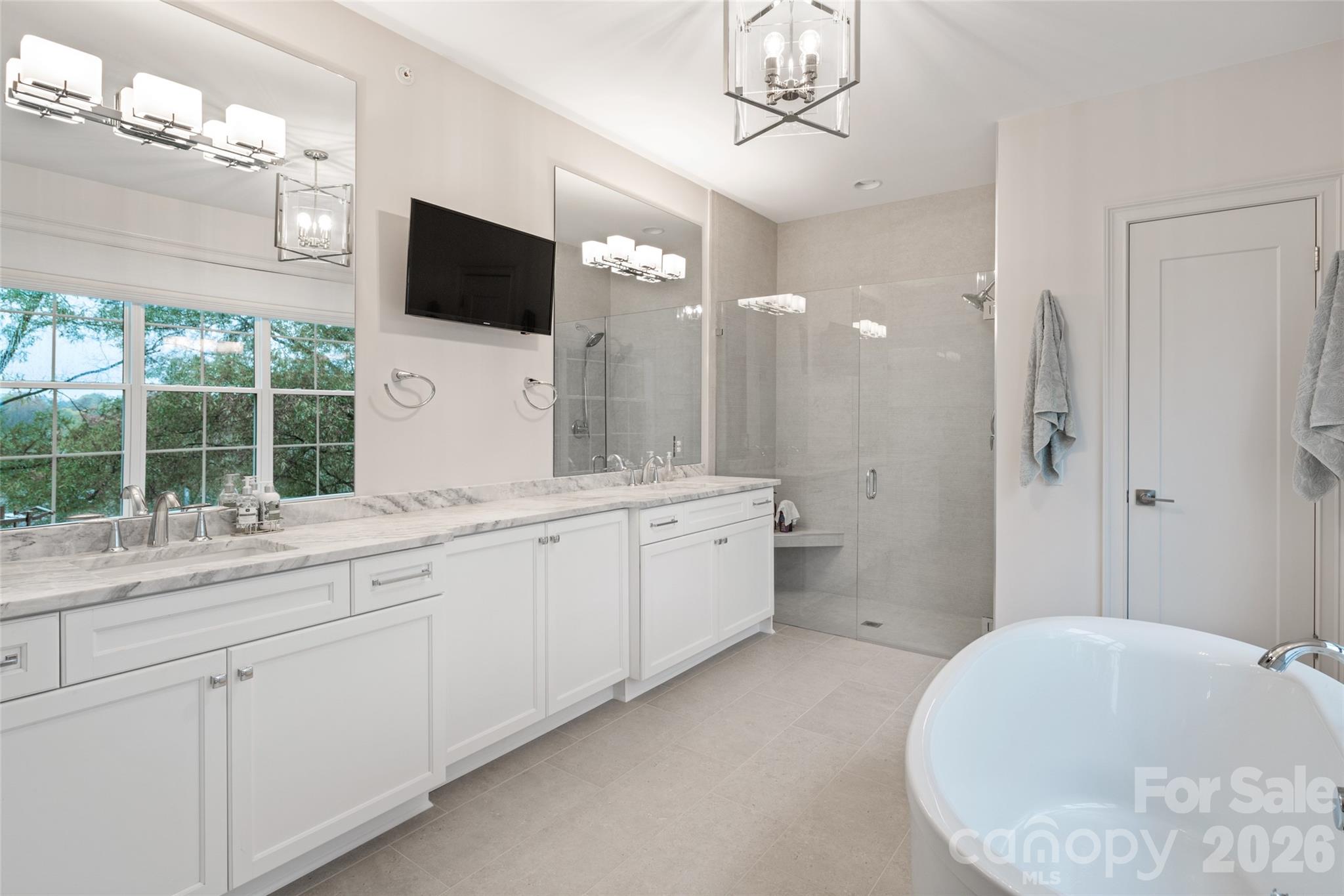 1708 Lombardy Circle D Property Photo 20