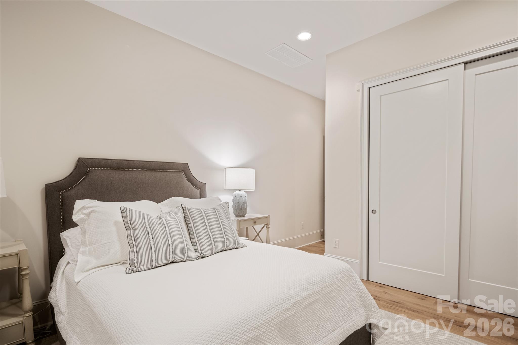 1708 Lombardy Circle D Property Photo 22