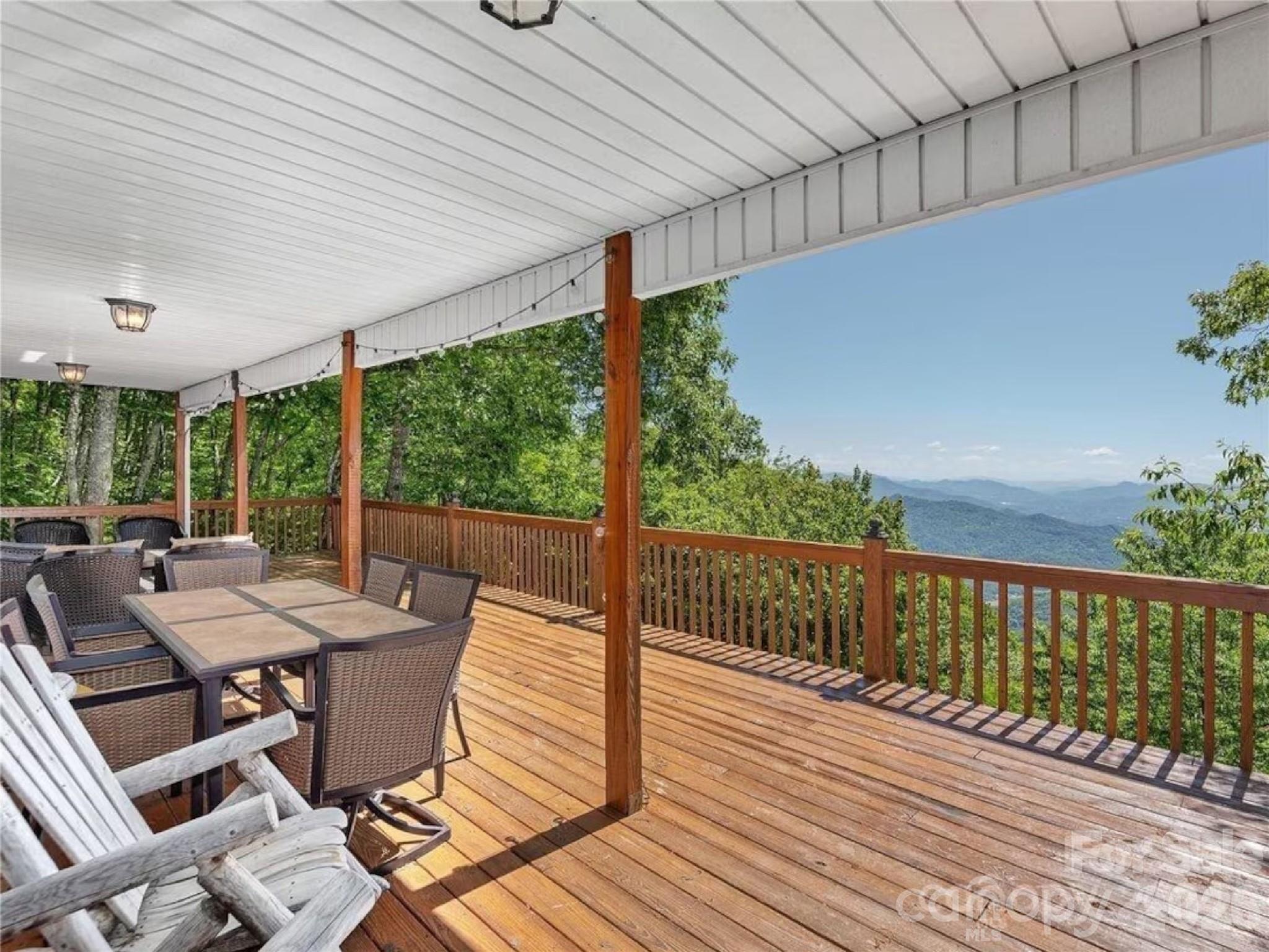 505 Middle Top Loop Property Photo 5