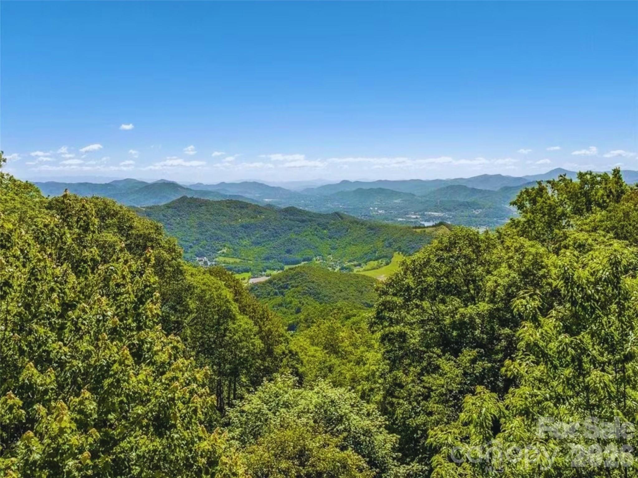505 Middle Top Loop Property Photo 6