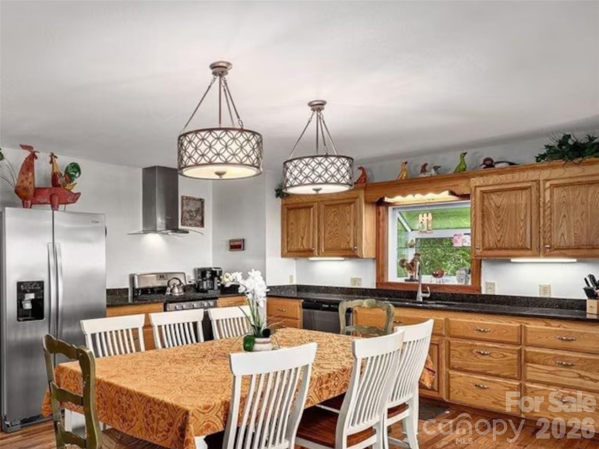 505 Middle Top Loop Property Photo 9