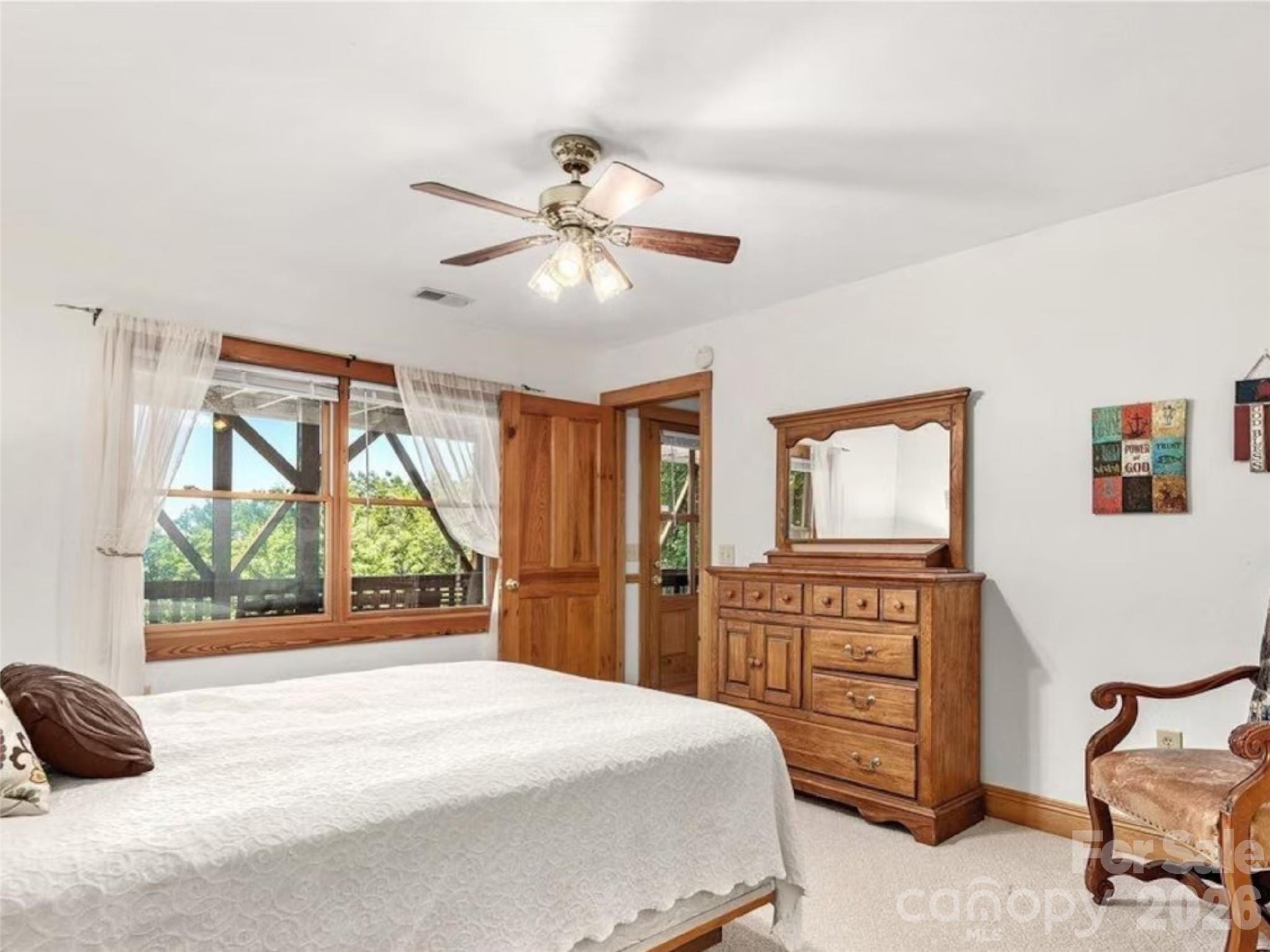 505 Middle Top Loop Property Photo 19