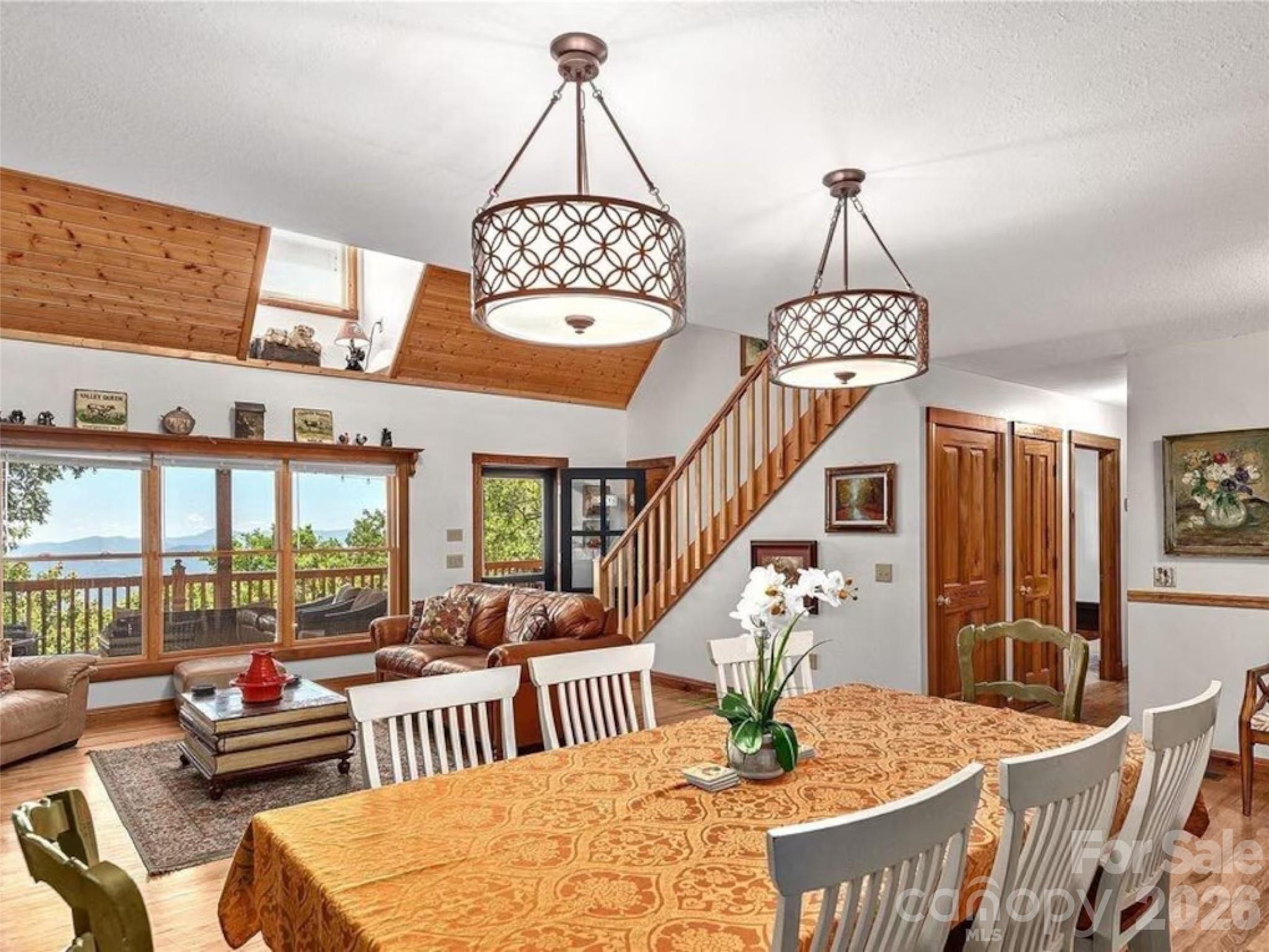 505 Middle Top Loop Property Photo 23