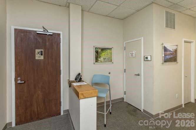 56 College Street 201 Property Photo 3