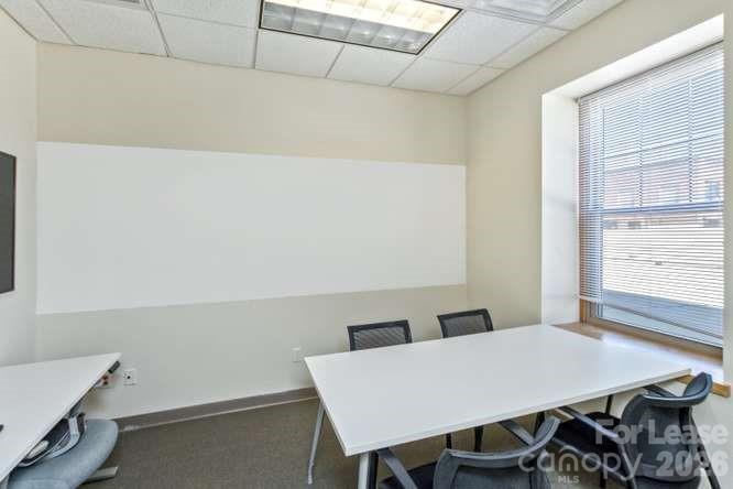 56 College Street 201 Property Photo 14