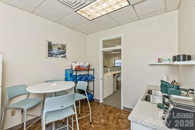 56 College Street 201 Property Photo 19