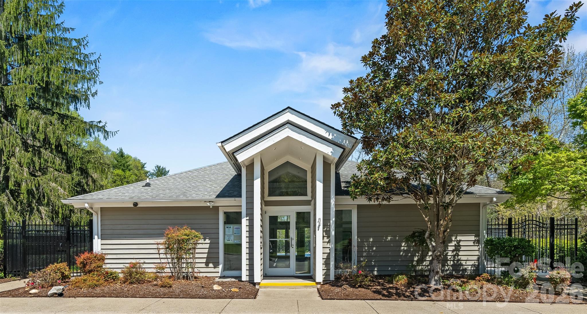 6 Willow Tree Run Property Photo 23