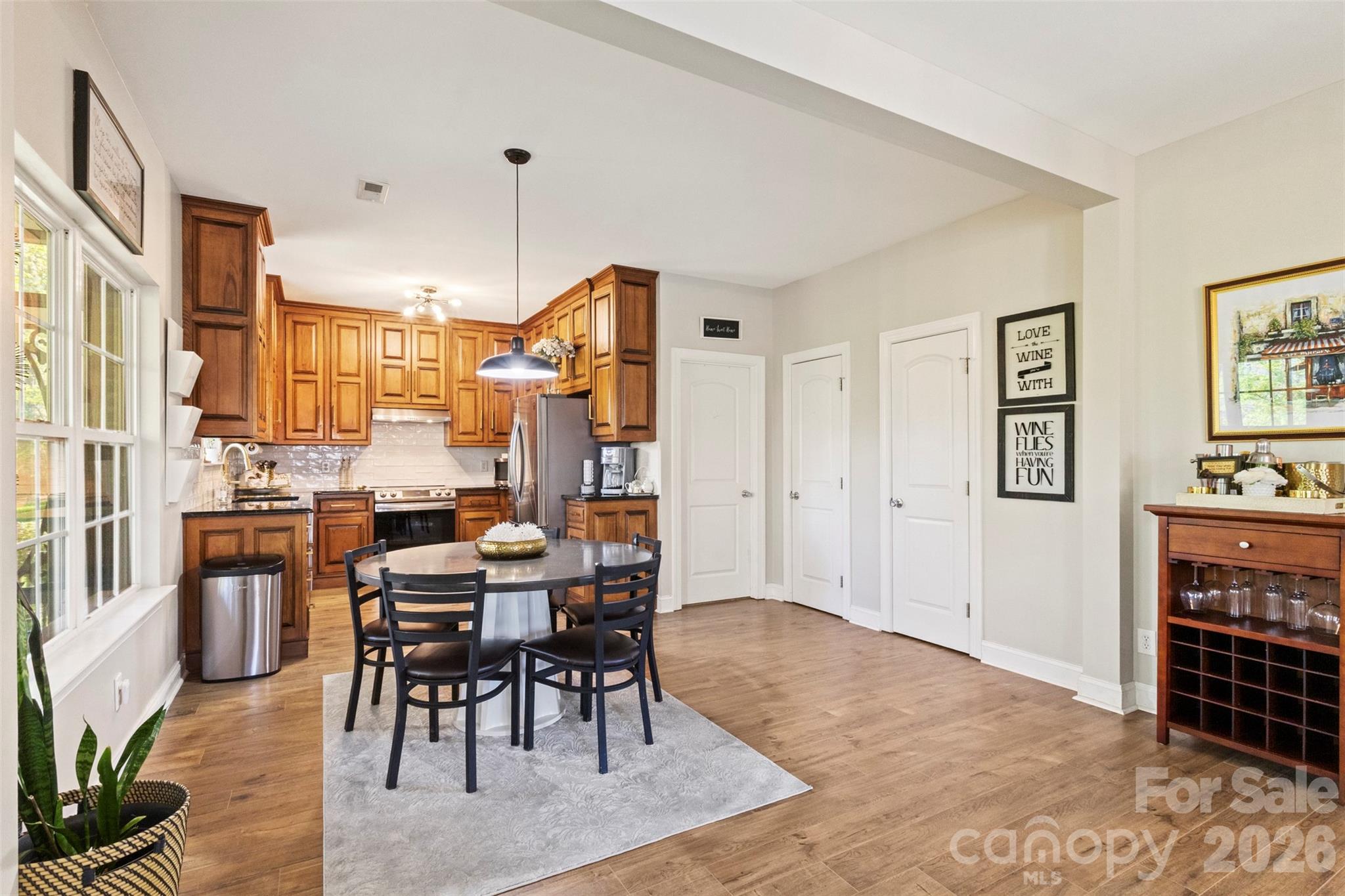 7355 Drury Lane Property Photo 16
