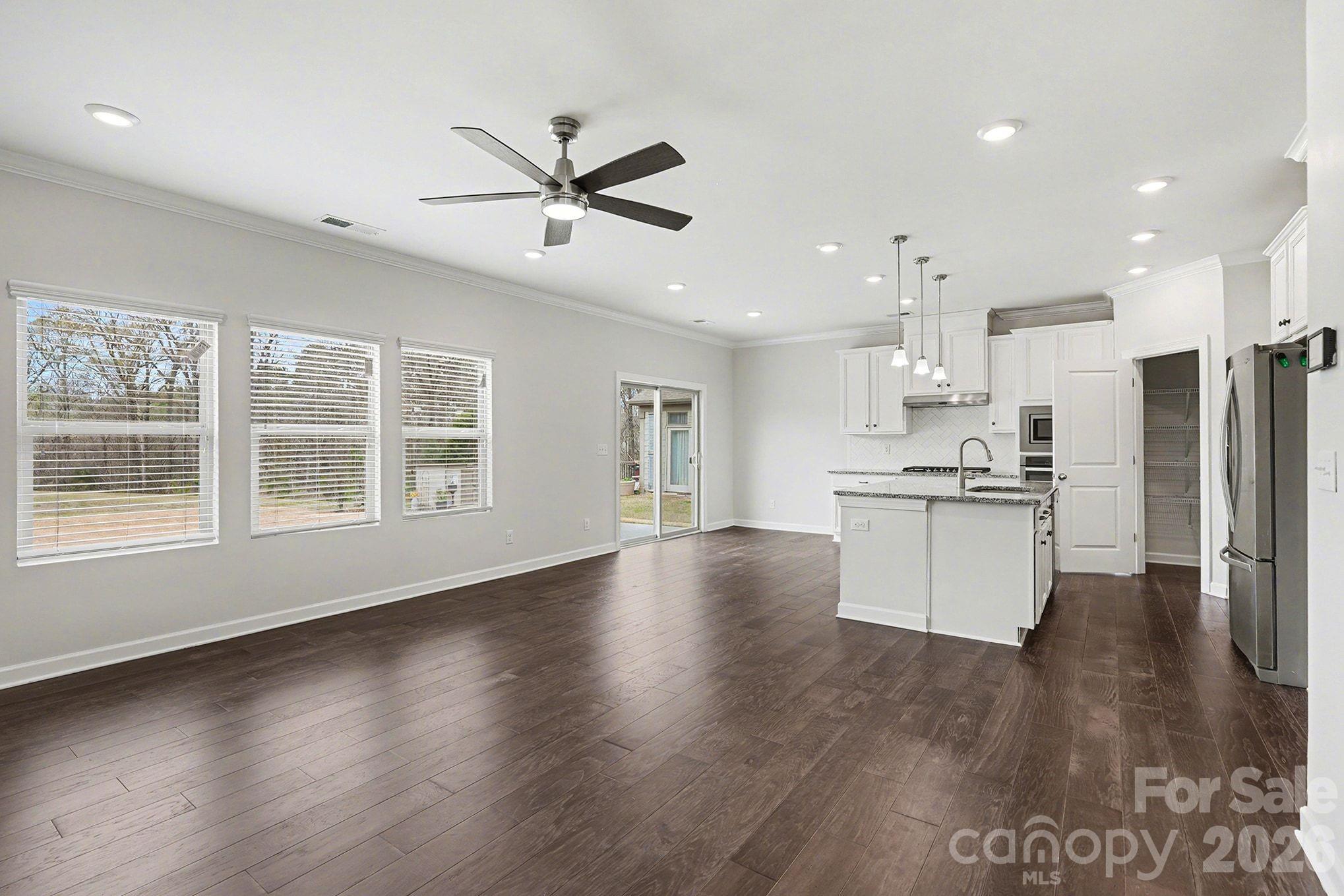 2156 Poplar Ridge Drive Property Photo 11