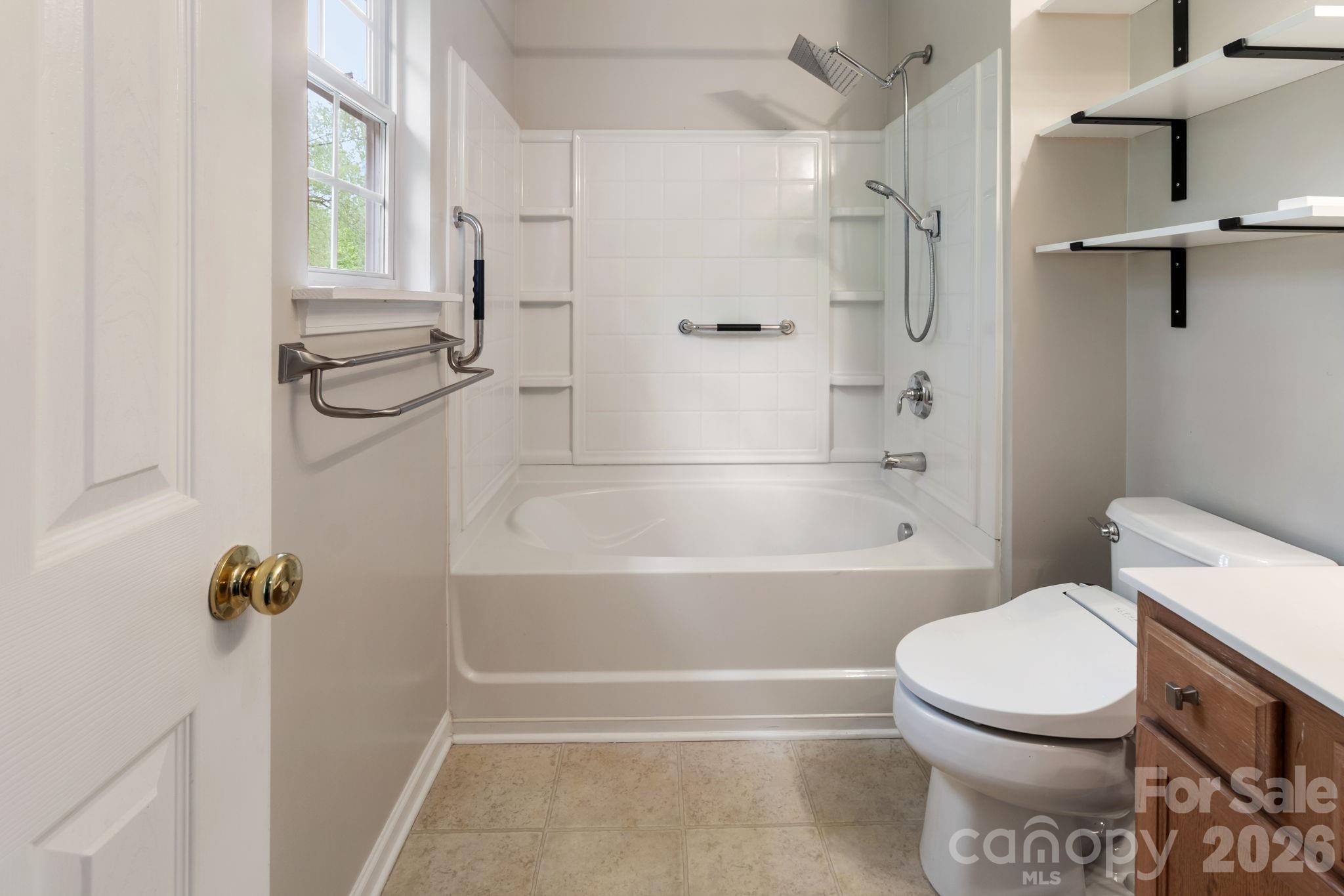 407 Delta Drive Property Photo 14