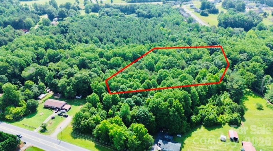 2417 Ring Road Property Photo 2