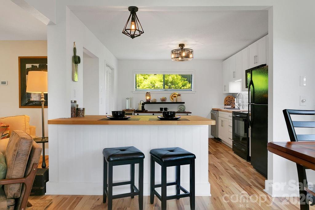 216 Tinequa Drive Property Photo 12