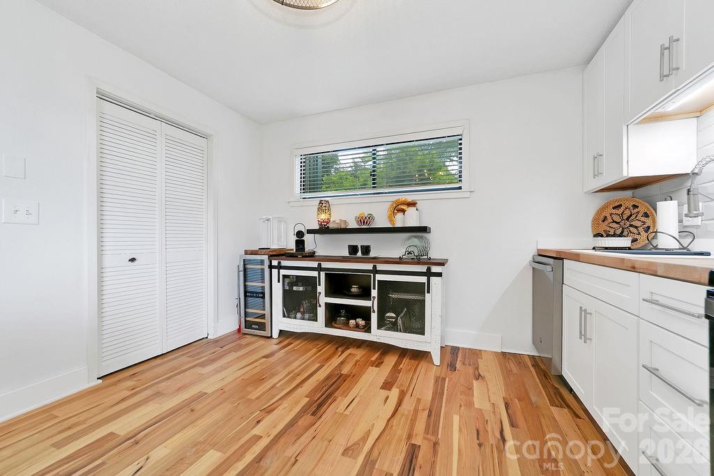 216 Tinequa Drive Property Photo 14