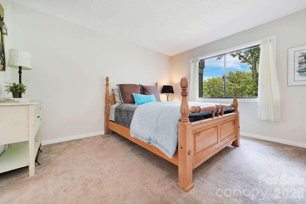 216 Tinequa Drive Property Photo 26