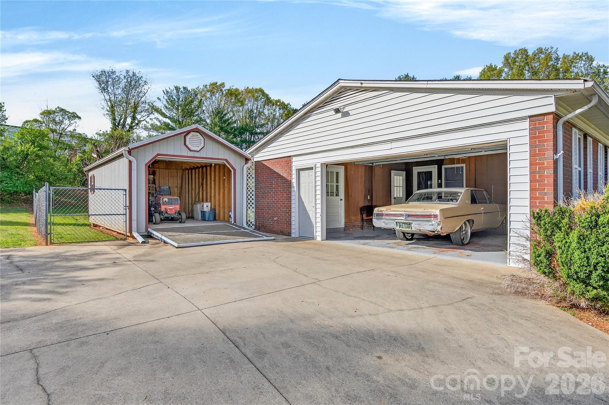 821 Woods Drive Property Photo 24