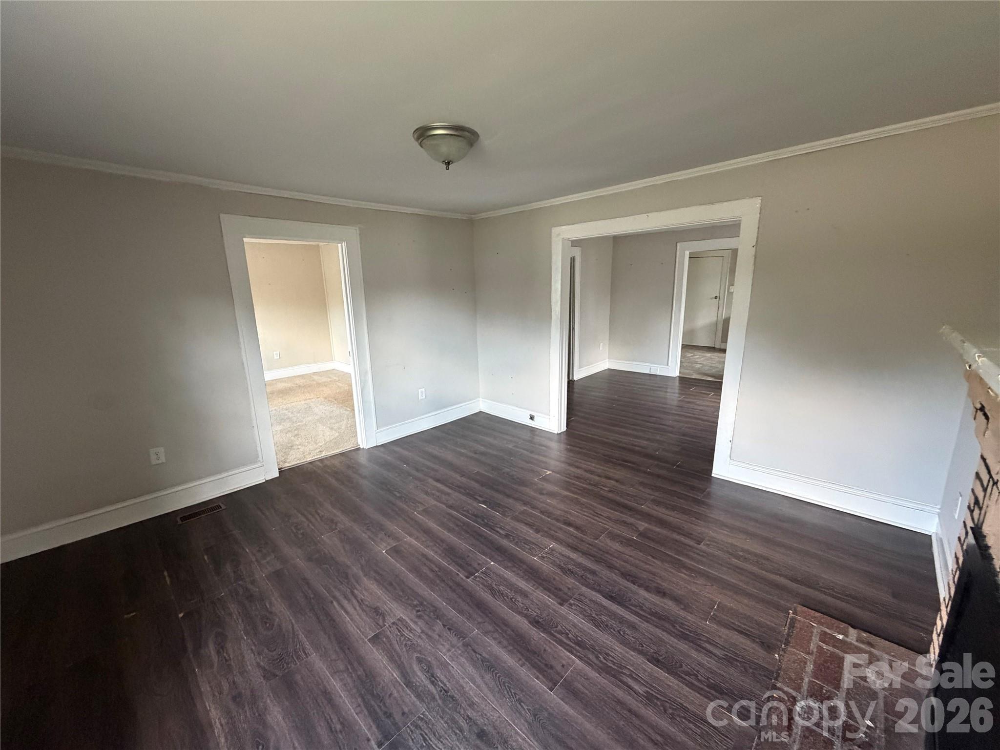 1002 N Salisbury Avenue Property Photo 2