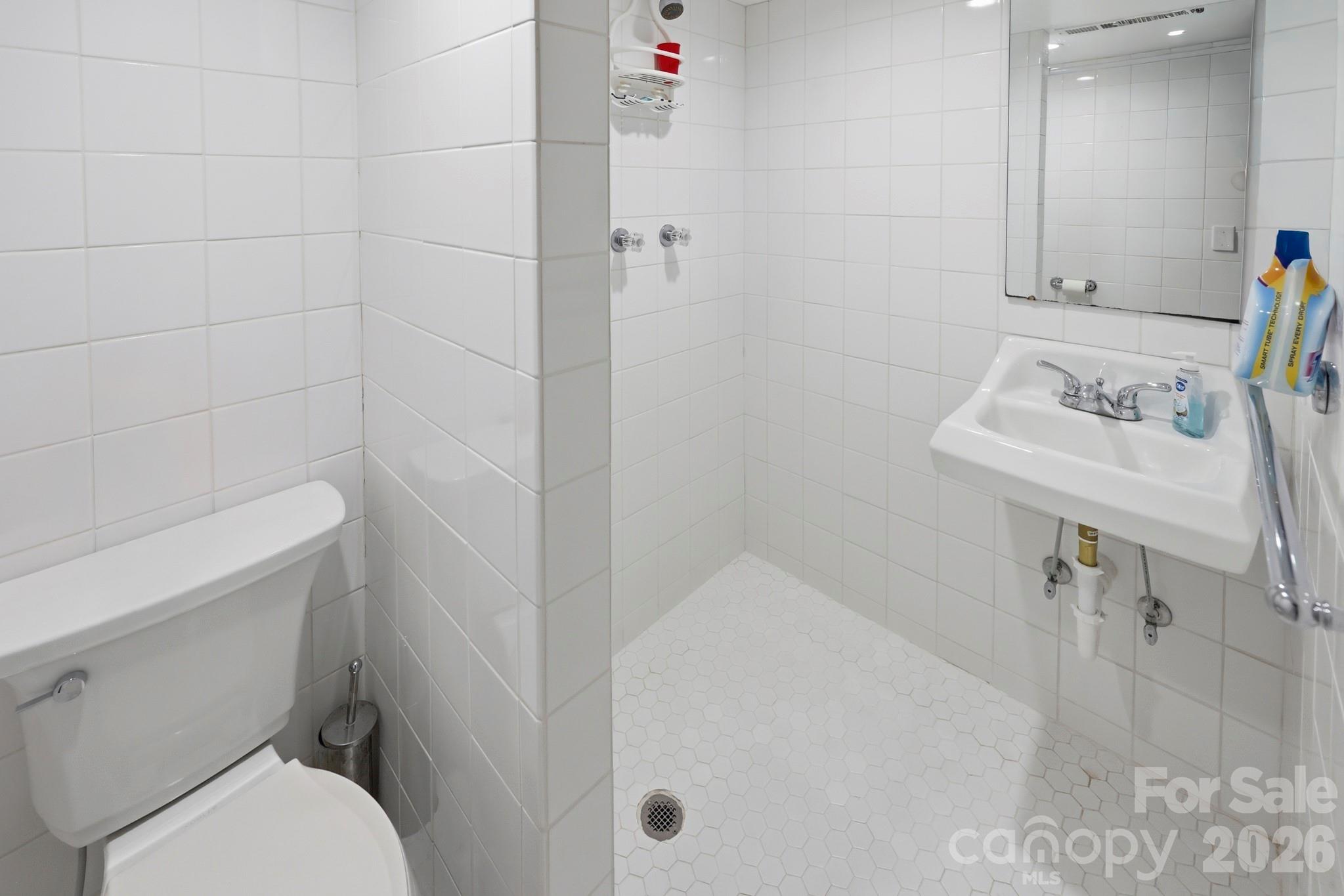 118 Rock Point Road Property Photo 24