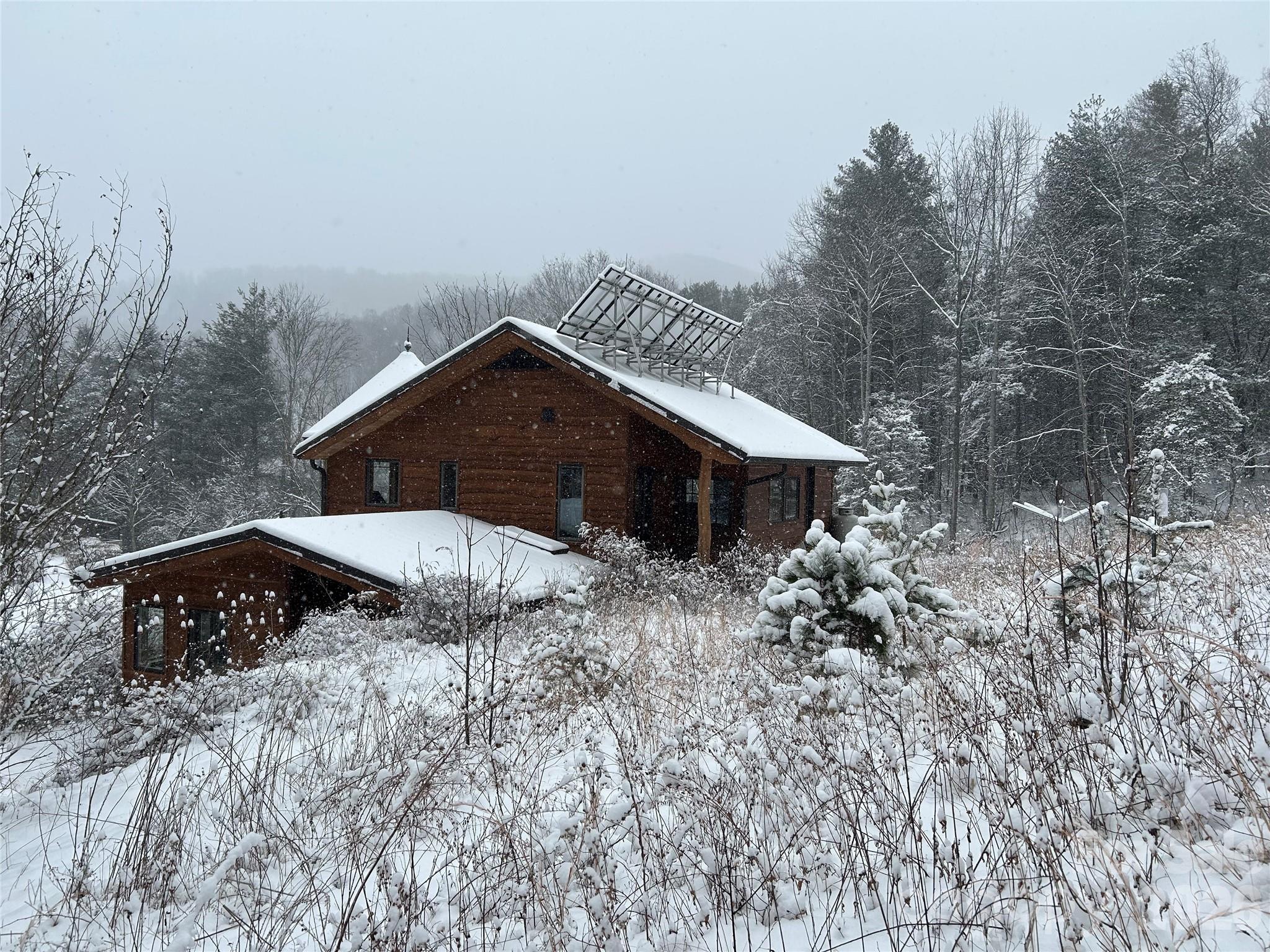 1422 Middle Fork Road Property Photo 6