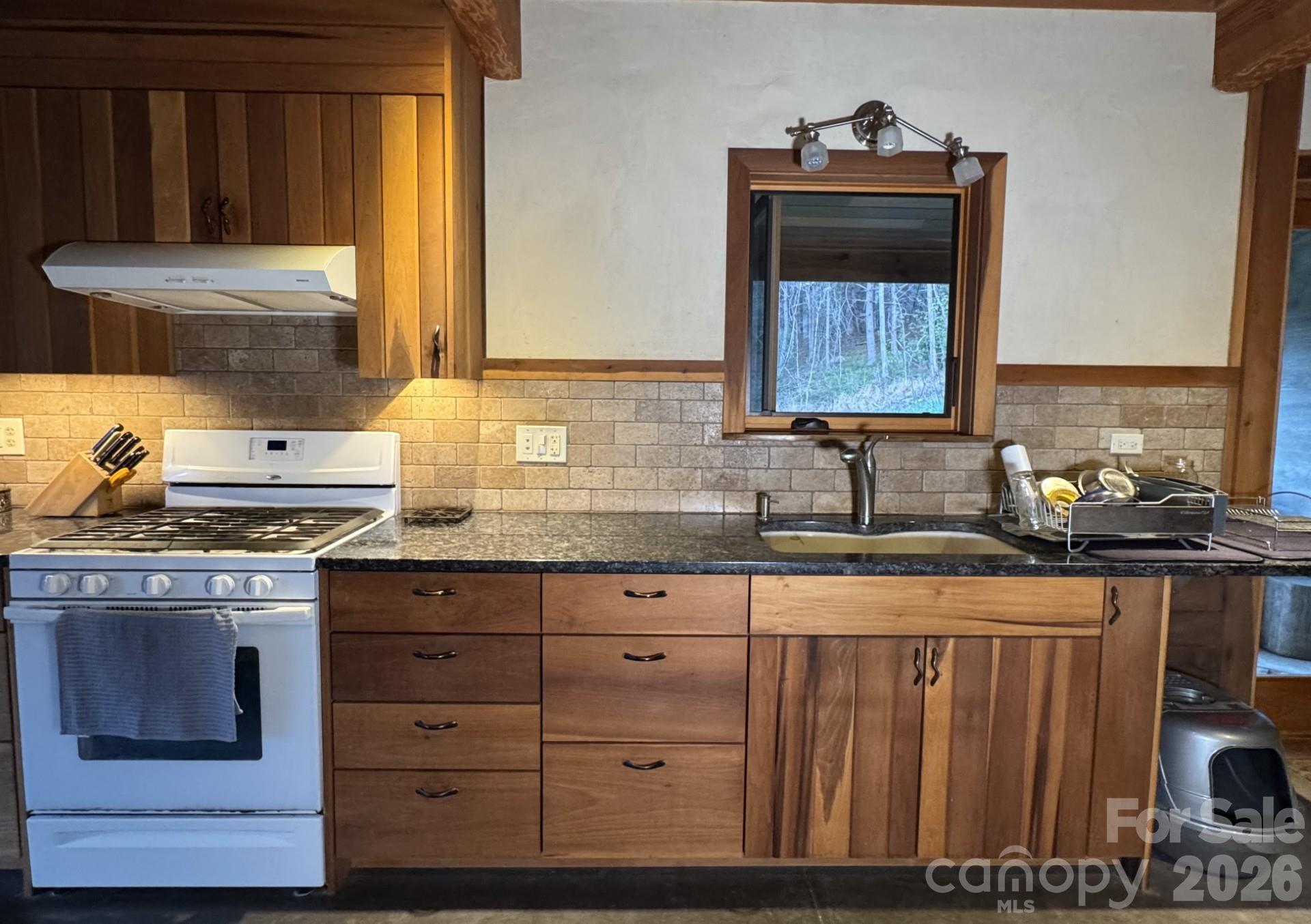 1422 Middle Fork Road Property Photo 14
