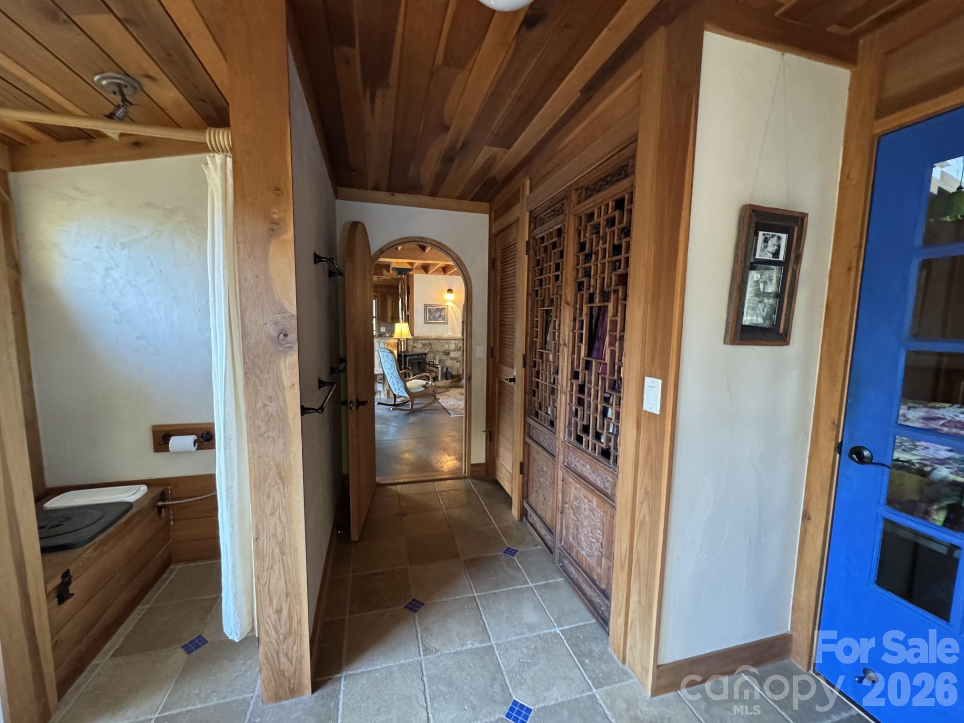 1422 Middle Fork Road Property Photo 16