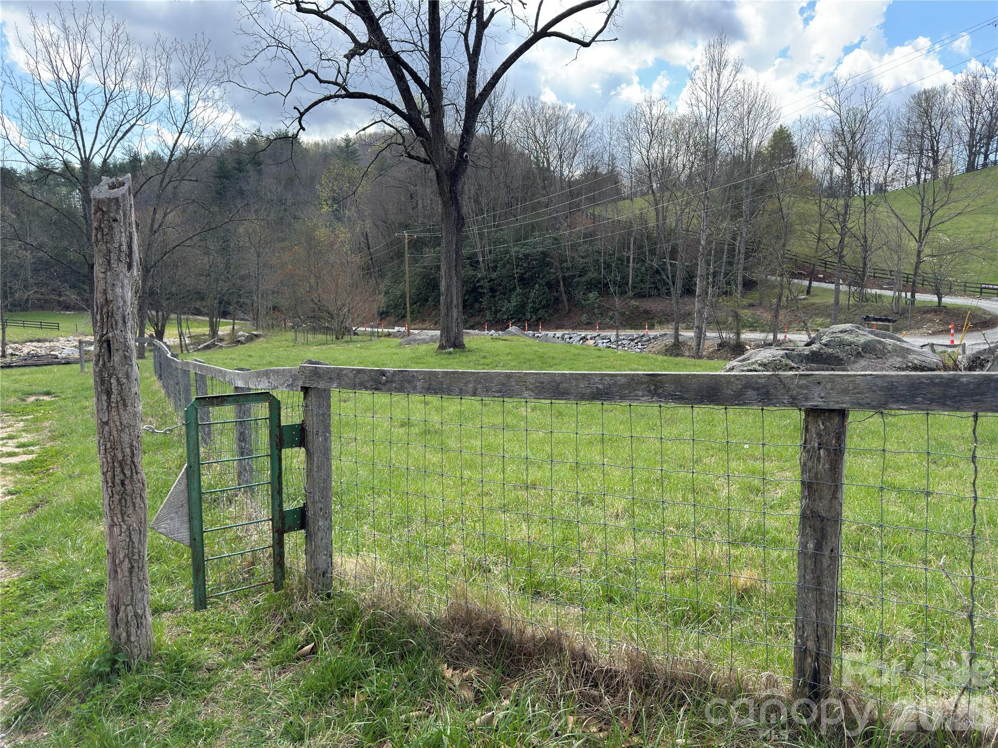 1422 Middle Fork Road Property Photo 48