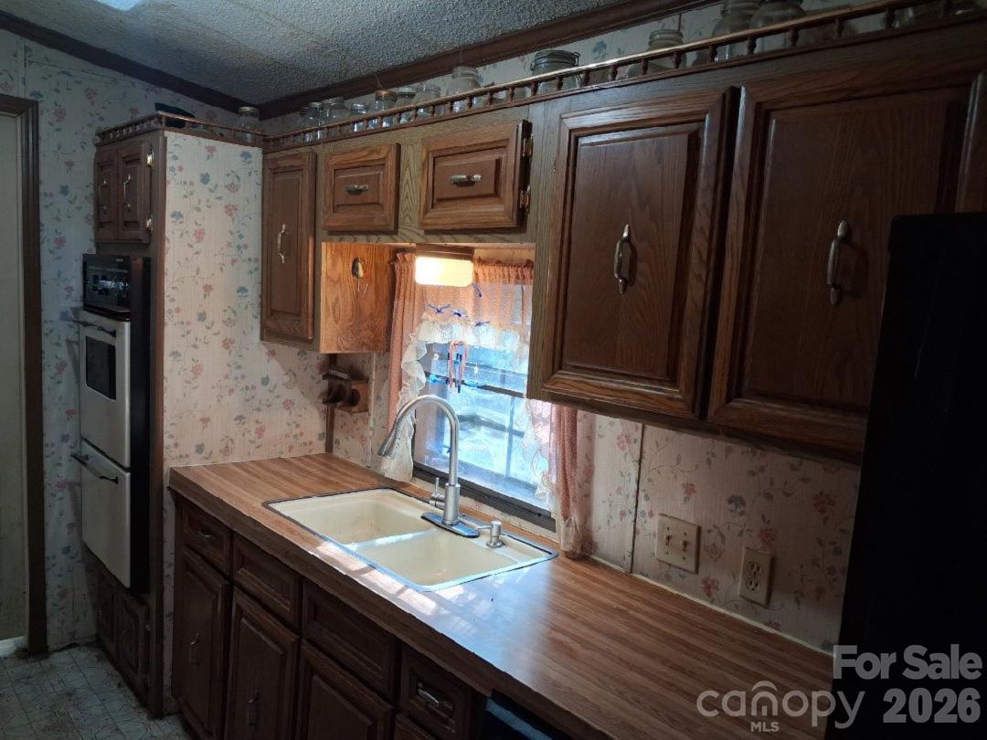 5023 Dogwood Lane Property Photo 8