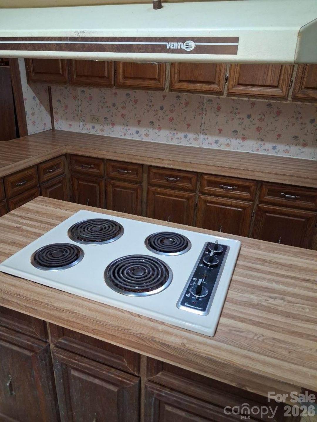 5023 Dogwood Lane Property Photo 9