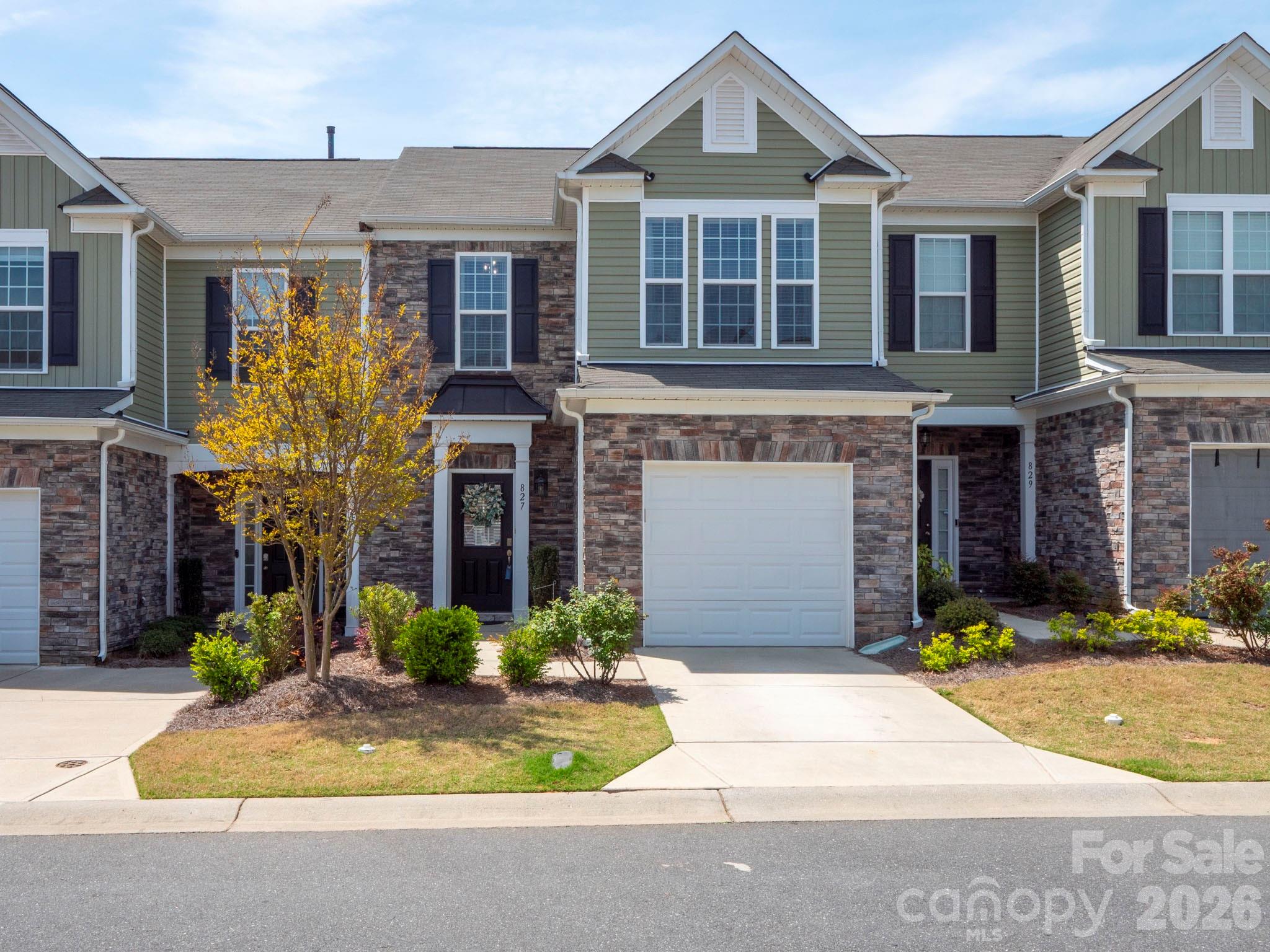 827 Canoe Song Road Property Photo 1