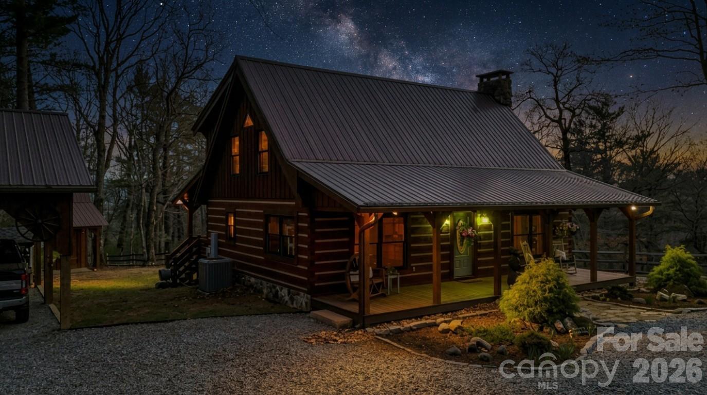 130 Hawkbill Road +barn+apartment Property Photo 3