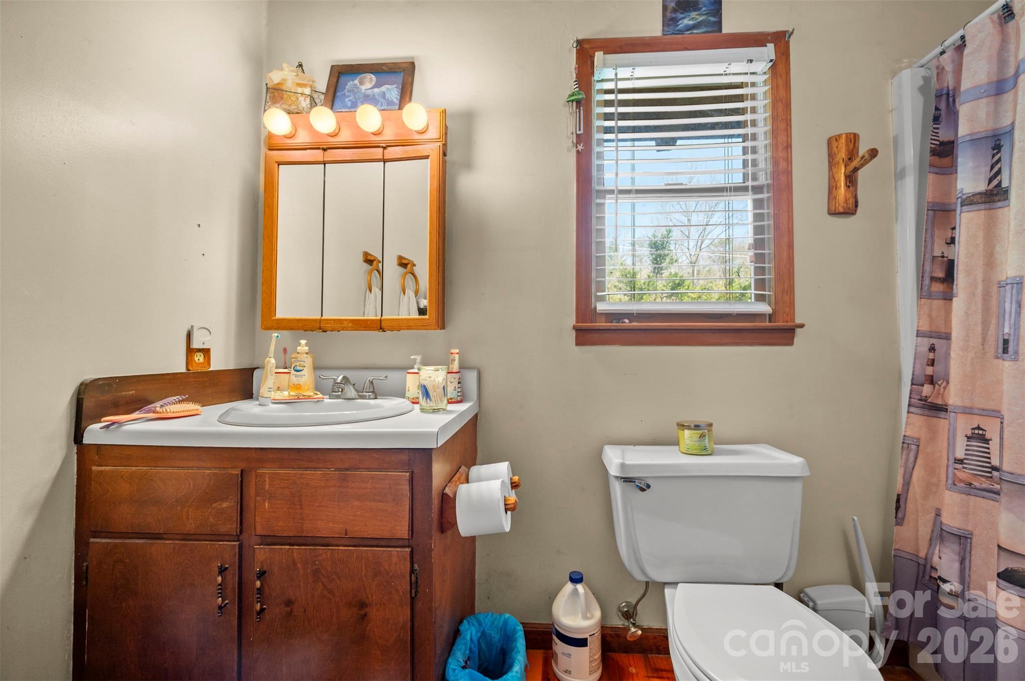 101 Cove Creek Drive Property Photo 20