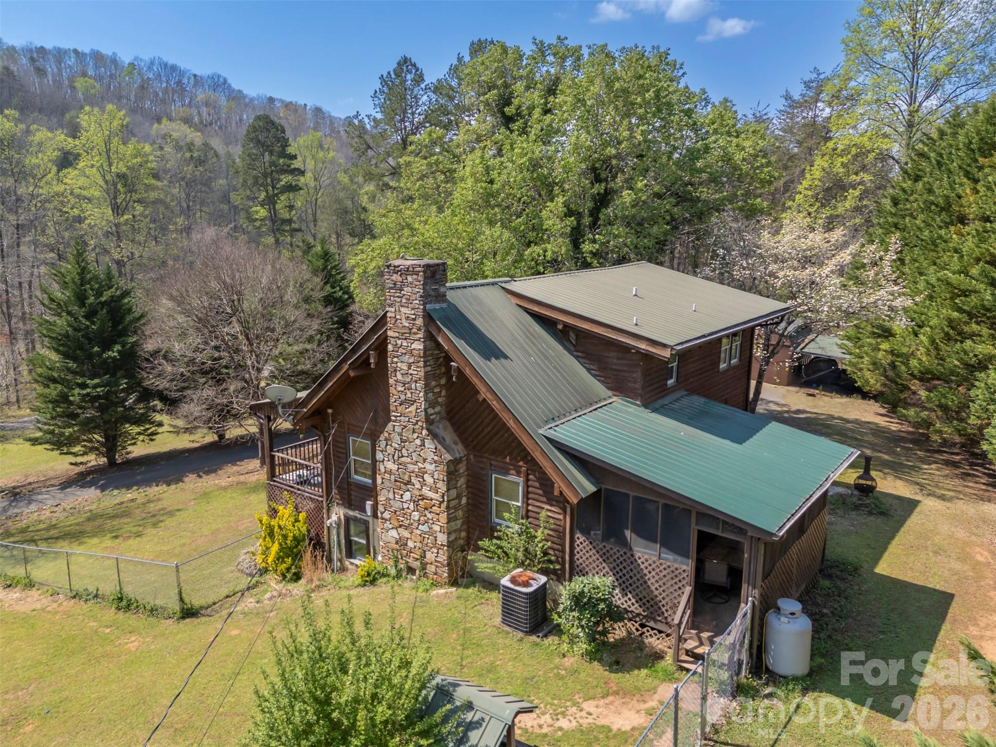 101 Cove Creek Drive Property Photo 33