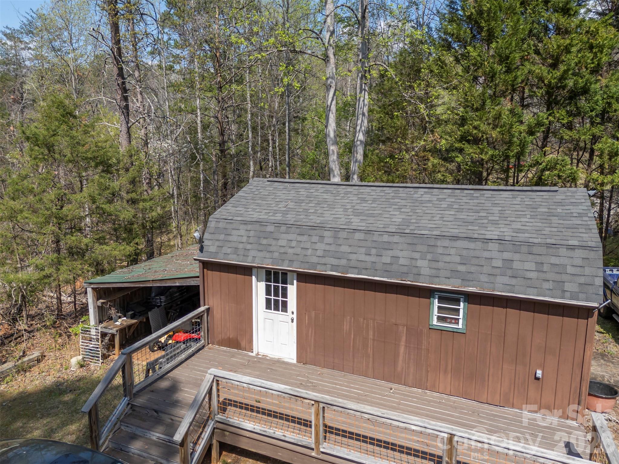 101 Cove Creek Drive Property Photo 35