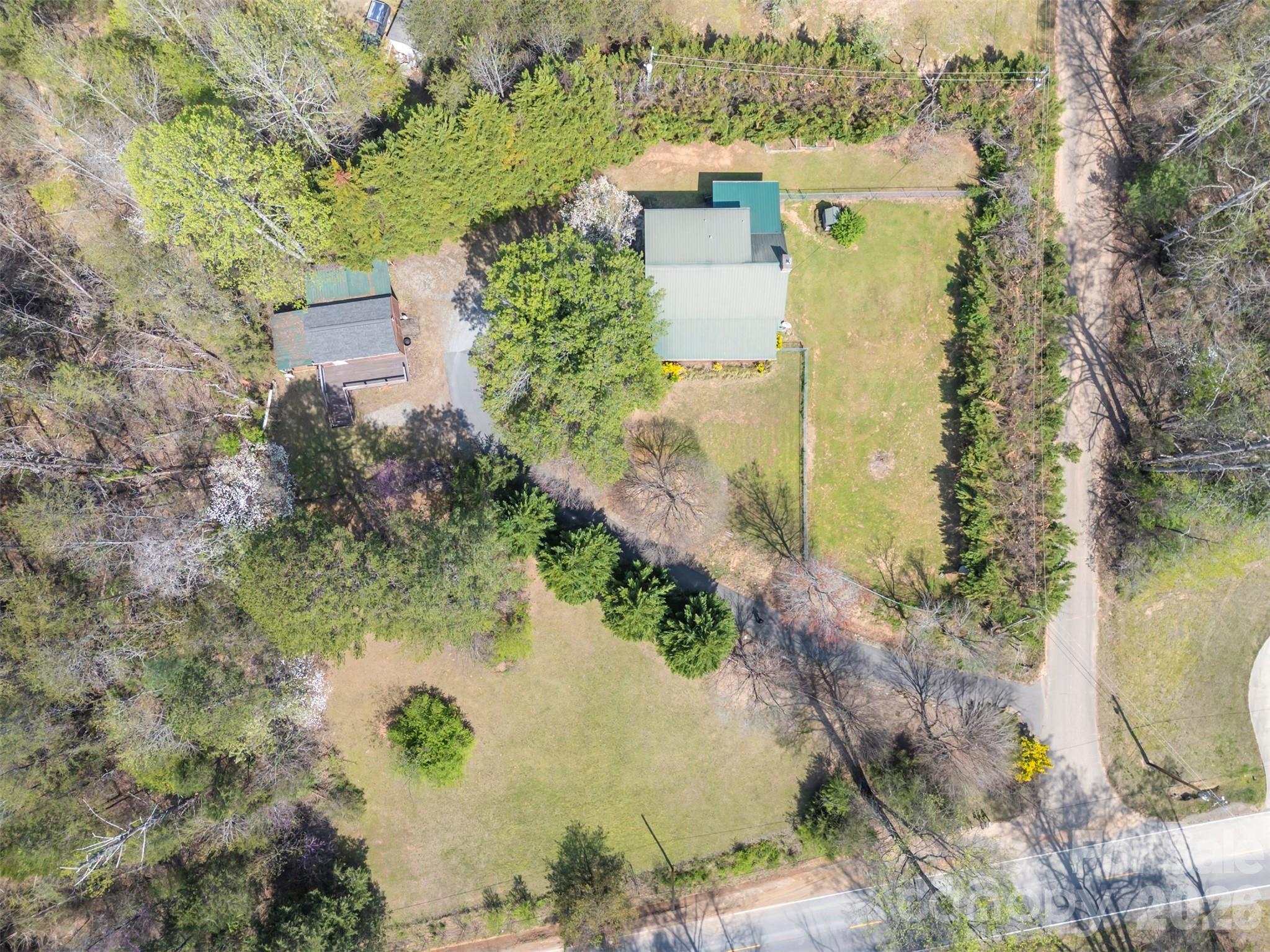 101 Cove Creek Drive Property Photo 42
