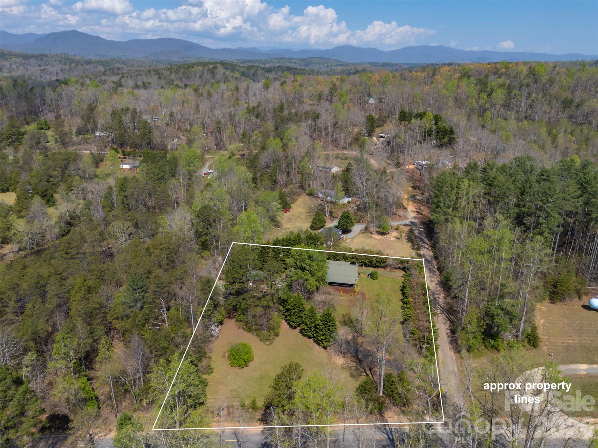101 Cove Creek Drive Property Photo 45