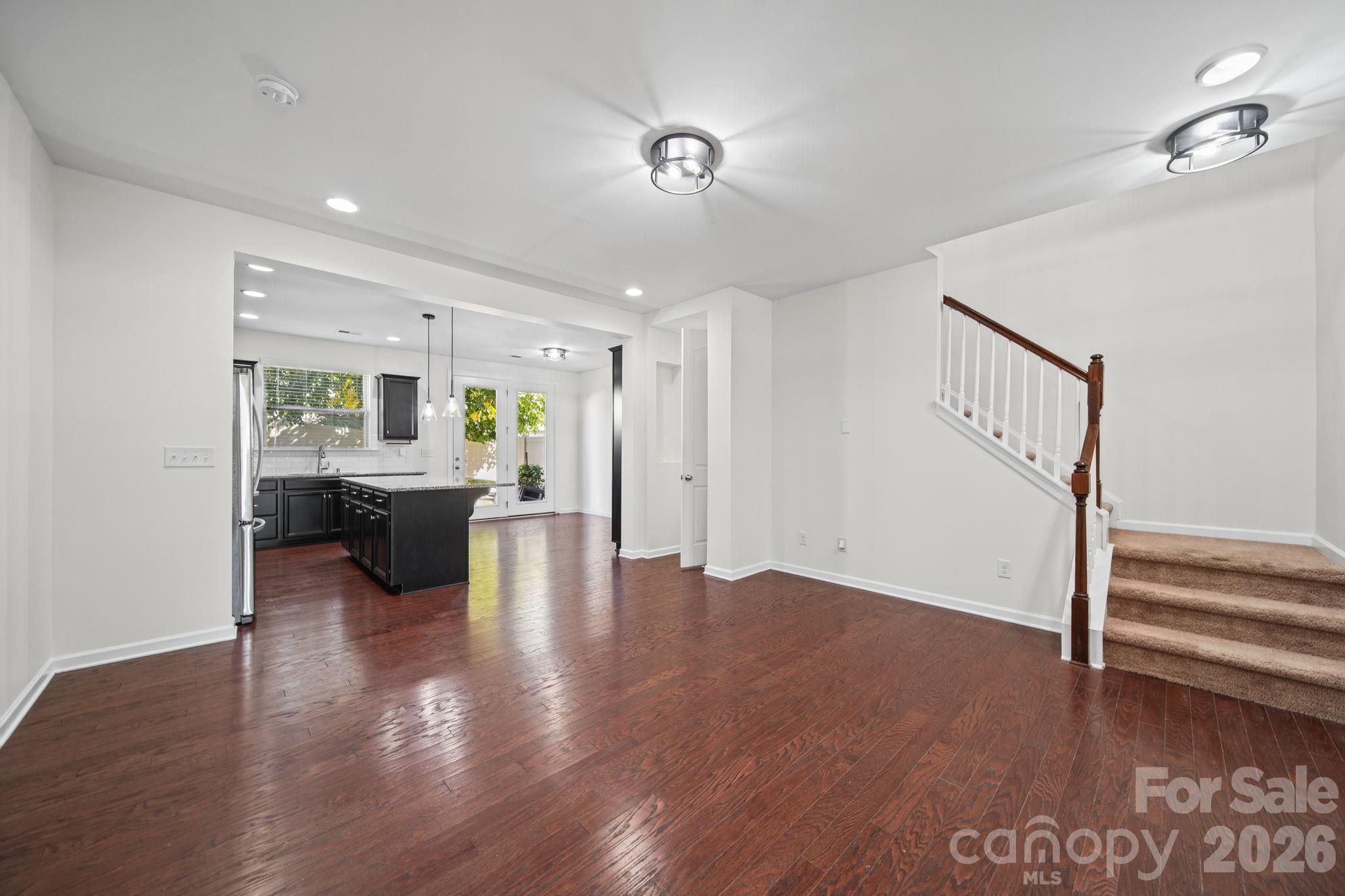 1108 Roderick Drive Property Photo 5