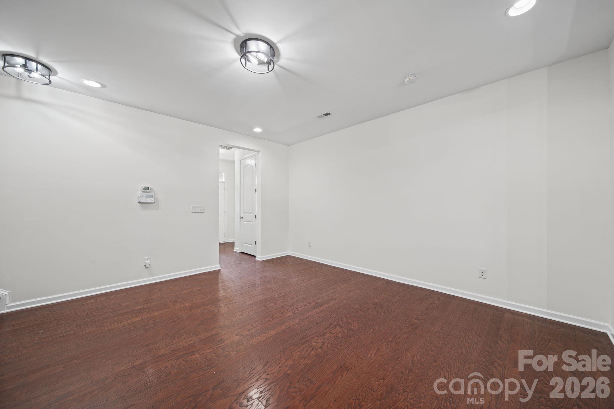 1108 Roderick Drive Property Photo 8