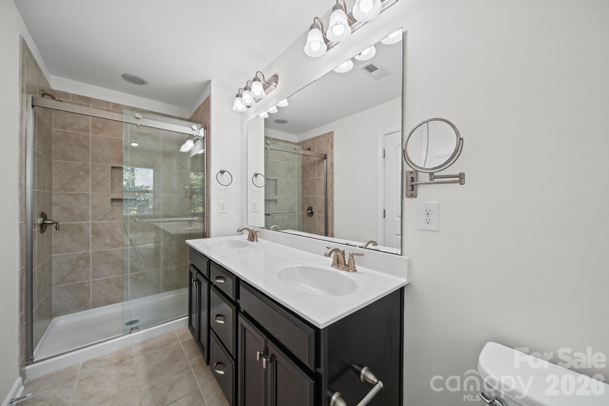 1108 Roderick Drive Property Photo 20