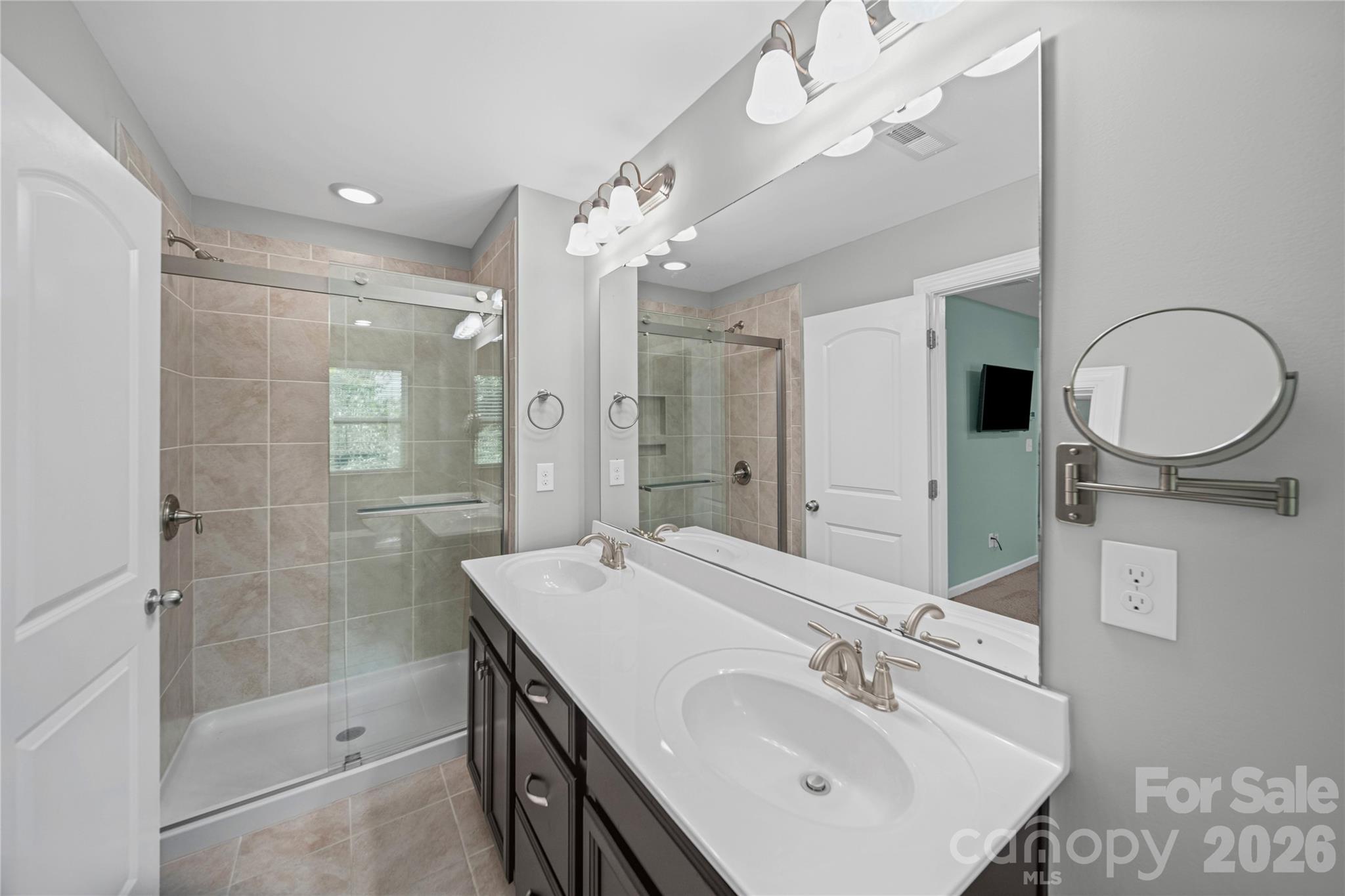 1108 Roderick Drive Property Photo 21