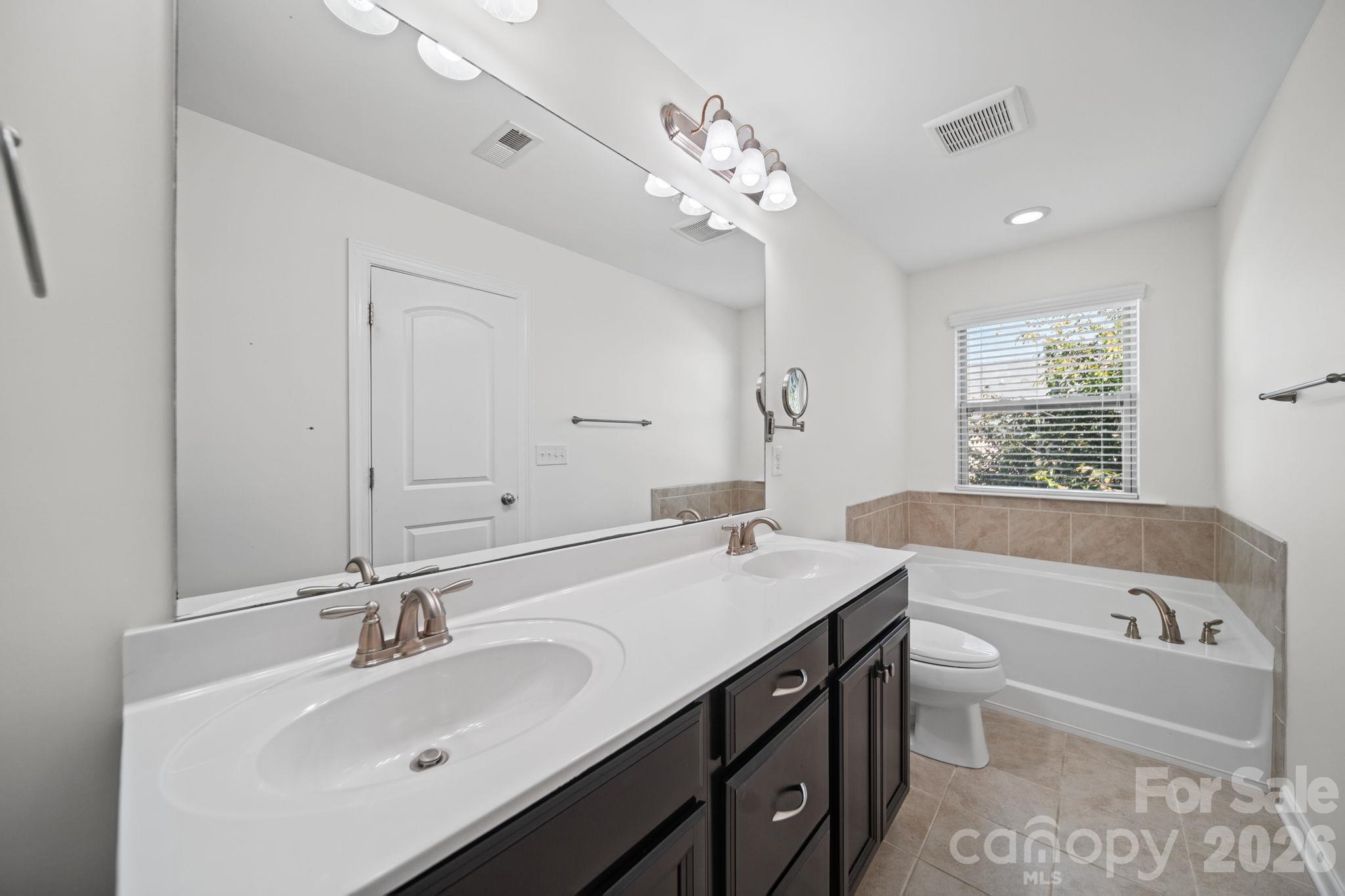 1108 Roderick Drive Property Photo 22