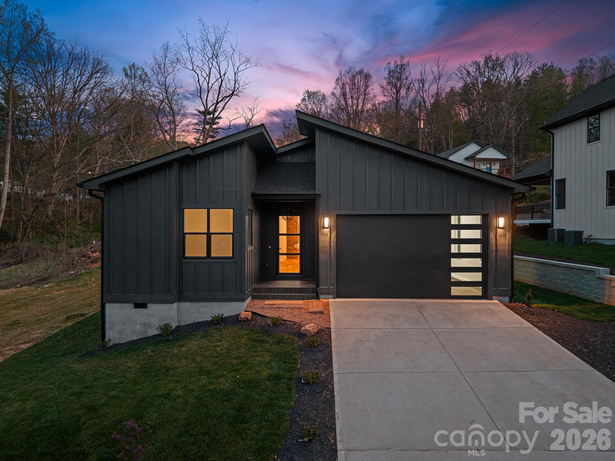 8 Overlook Place 4 Property Photo 1