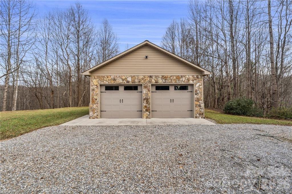4937 W Nc Hwy 268 Highway Property Photo 7