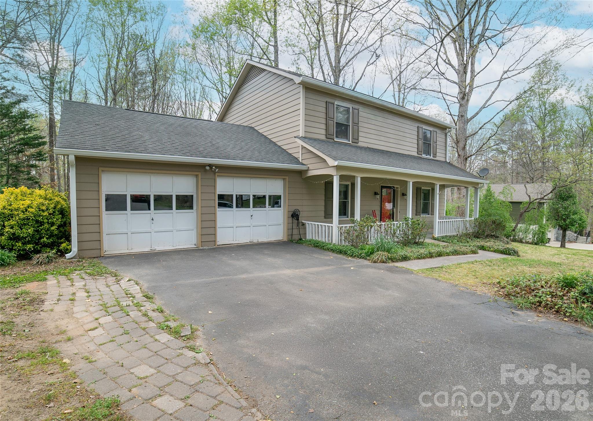 3153 Village Drive Property Photo 4