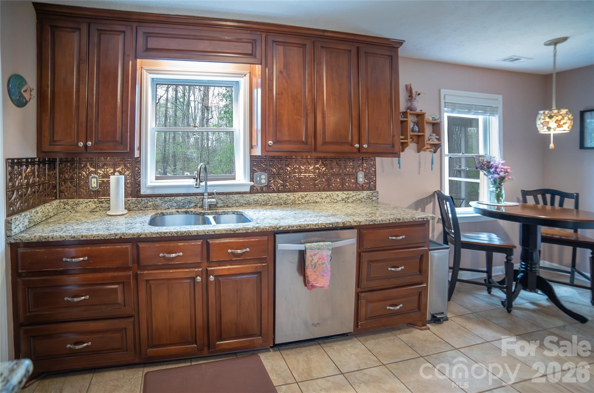 3153 Village Drive Property Photo 9