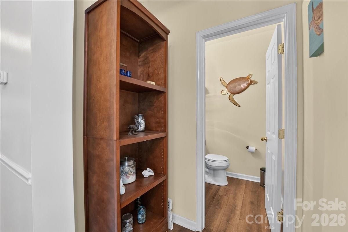 8006 Fine Robe Drive Property Photo 7