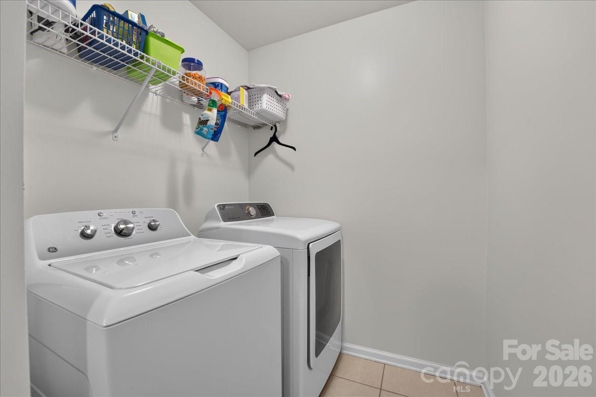 8006 Fine Robe Drive Property Photo 21