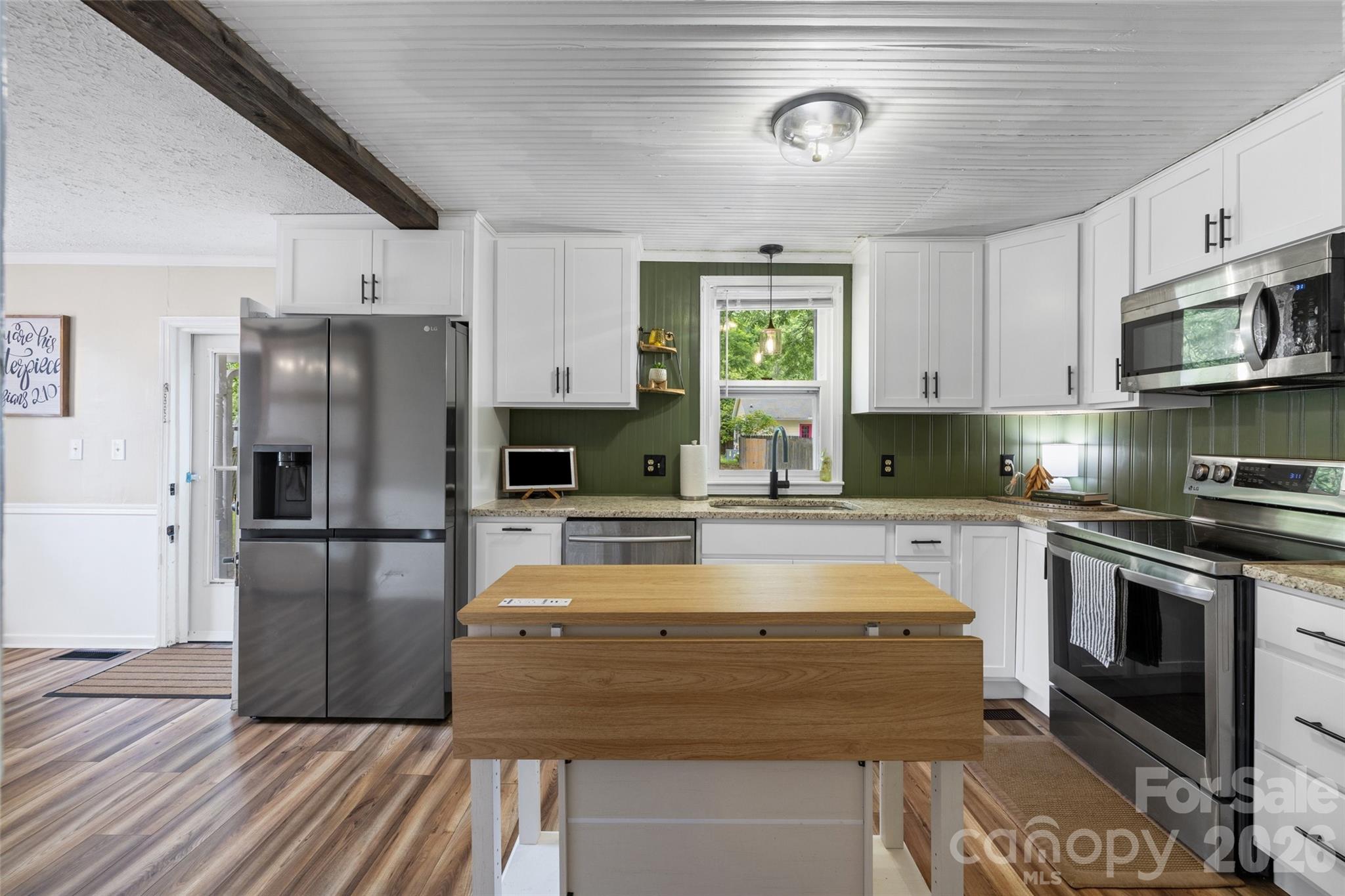 231 Jefferson Street Property Photo 2