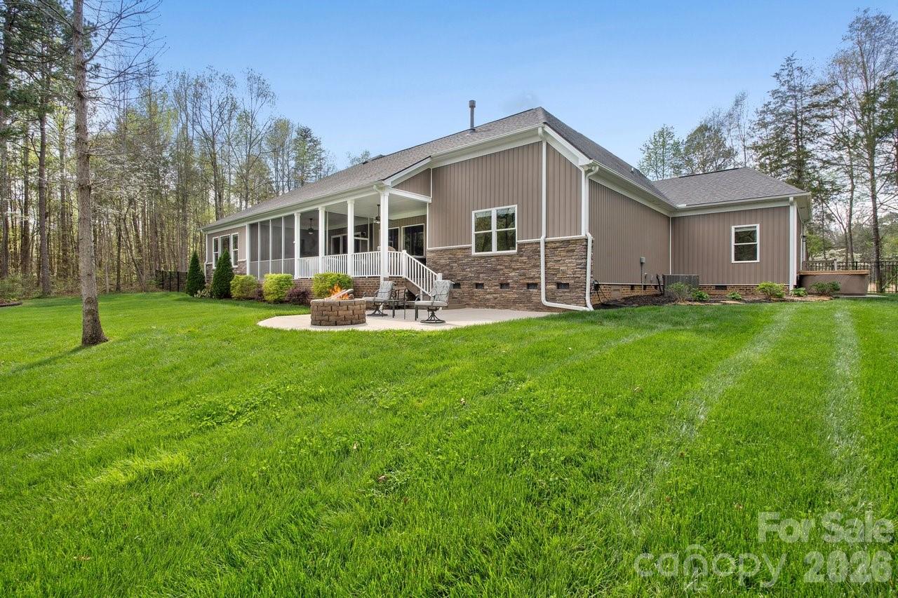 345 Barnwood Drive Property Photo 7