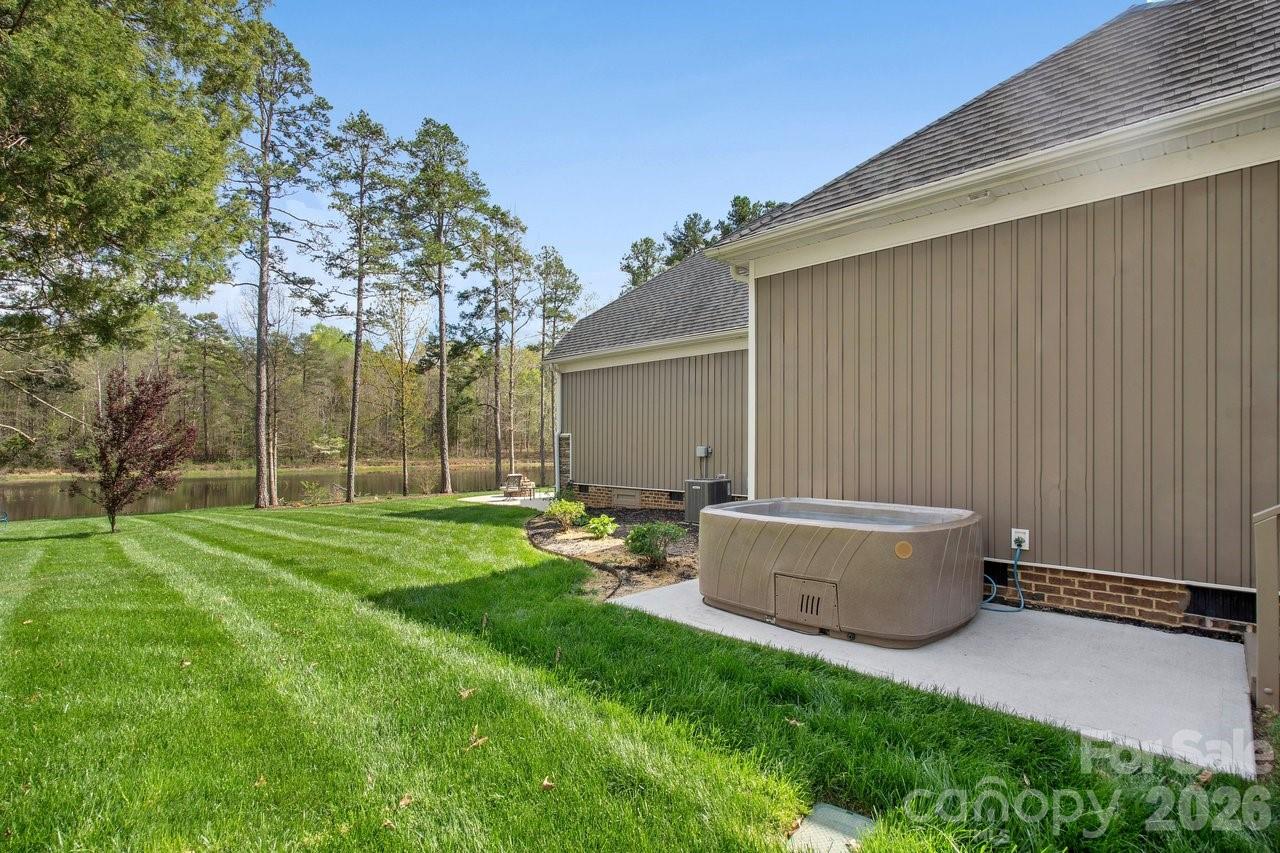 345 Barnwood Drive Property Photo 12